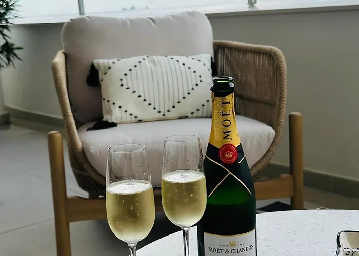 Oceana Gardens - Family Getaway * 에스테포나