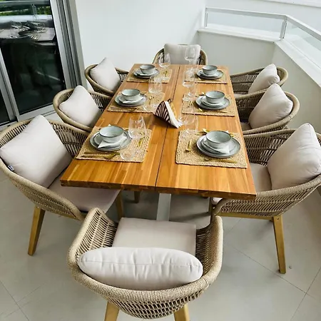 Oceana Gardens - Family Getaway Apartment Estepona