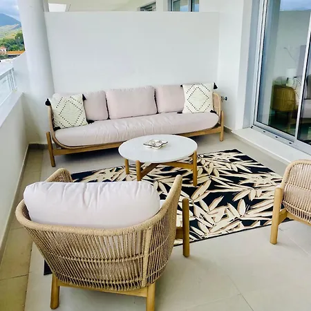 Oceana Gardens - Family Getaway *